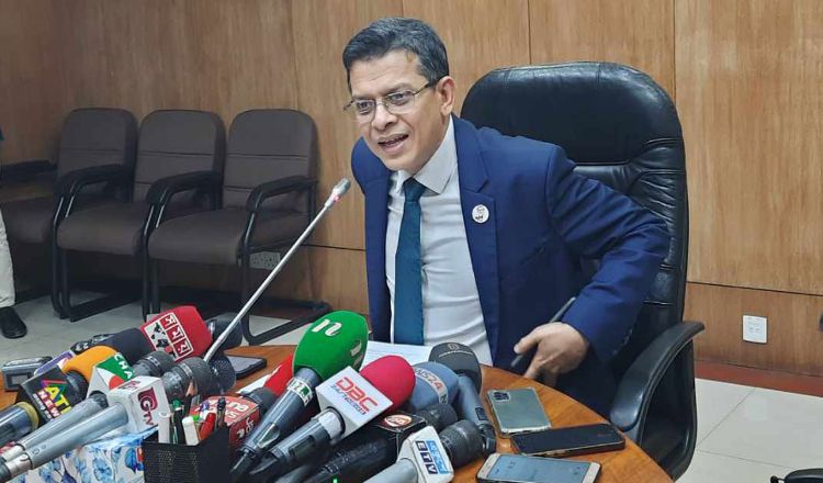 ‘নতুন প্রকল্প নেওয়ার ক্ষেত্রে সতর্ক সরকার’